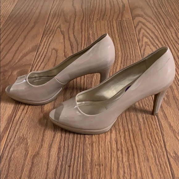 Open toe nude pumps - Picture 4 of 4